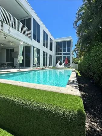 $3,499,000 | 949 Tyler Street, Hollywood, FL 33019