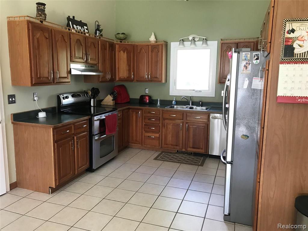 2232 Lasalle Road Monroe, MI 48162 - Photo 12 of 48