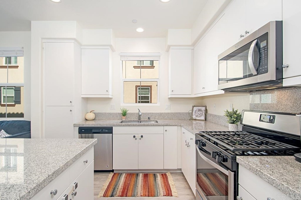 4220 Mission Ranch Way Oceanside, CA 92057 - Photo 12 of 25 Gallery Image 12