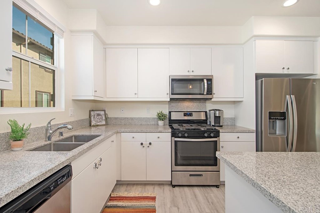 4220 Mission Ranch Way Oceanside, CA 92057 - Photo 13 of 25 Gallery Image 13
