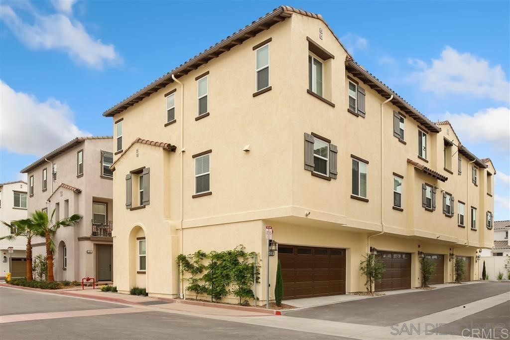 4220 Mission Ranch Way Oceanside, CA 92057 - Photo 3 of 25 Gallery Image 3