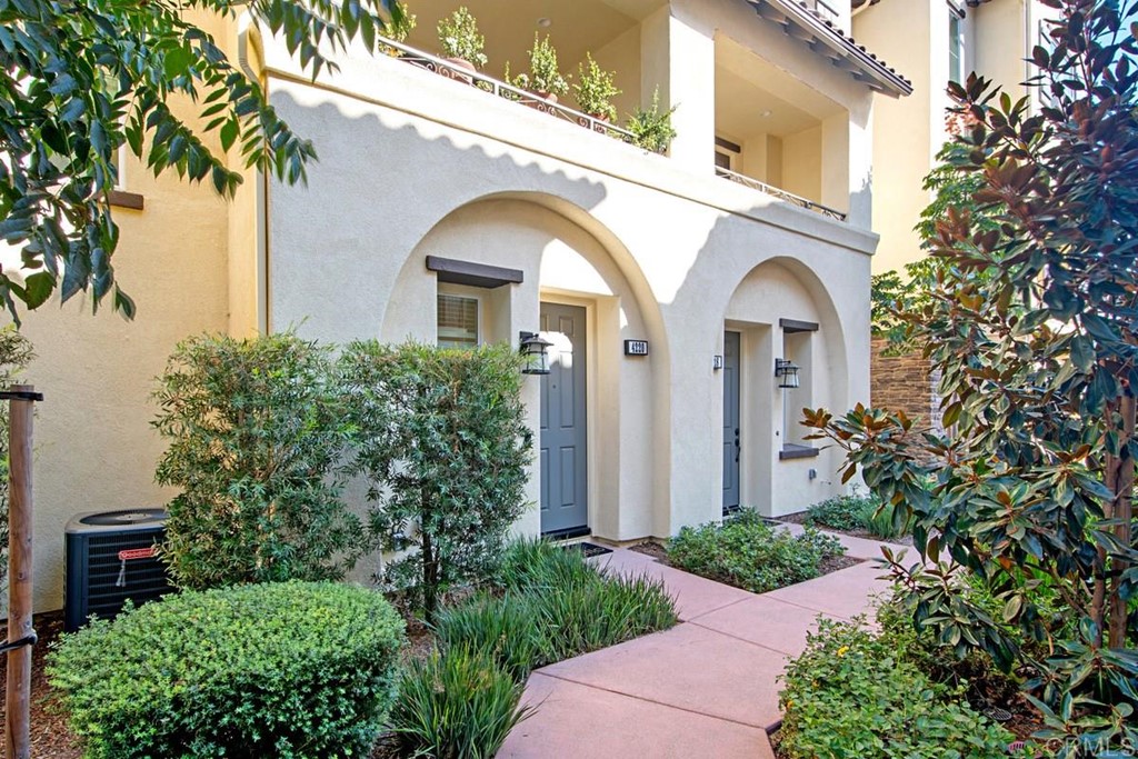4220 Mission Ranch Way Oceanside, CA 92057 - Photo 4 of 25 Gallery Image 4