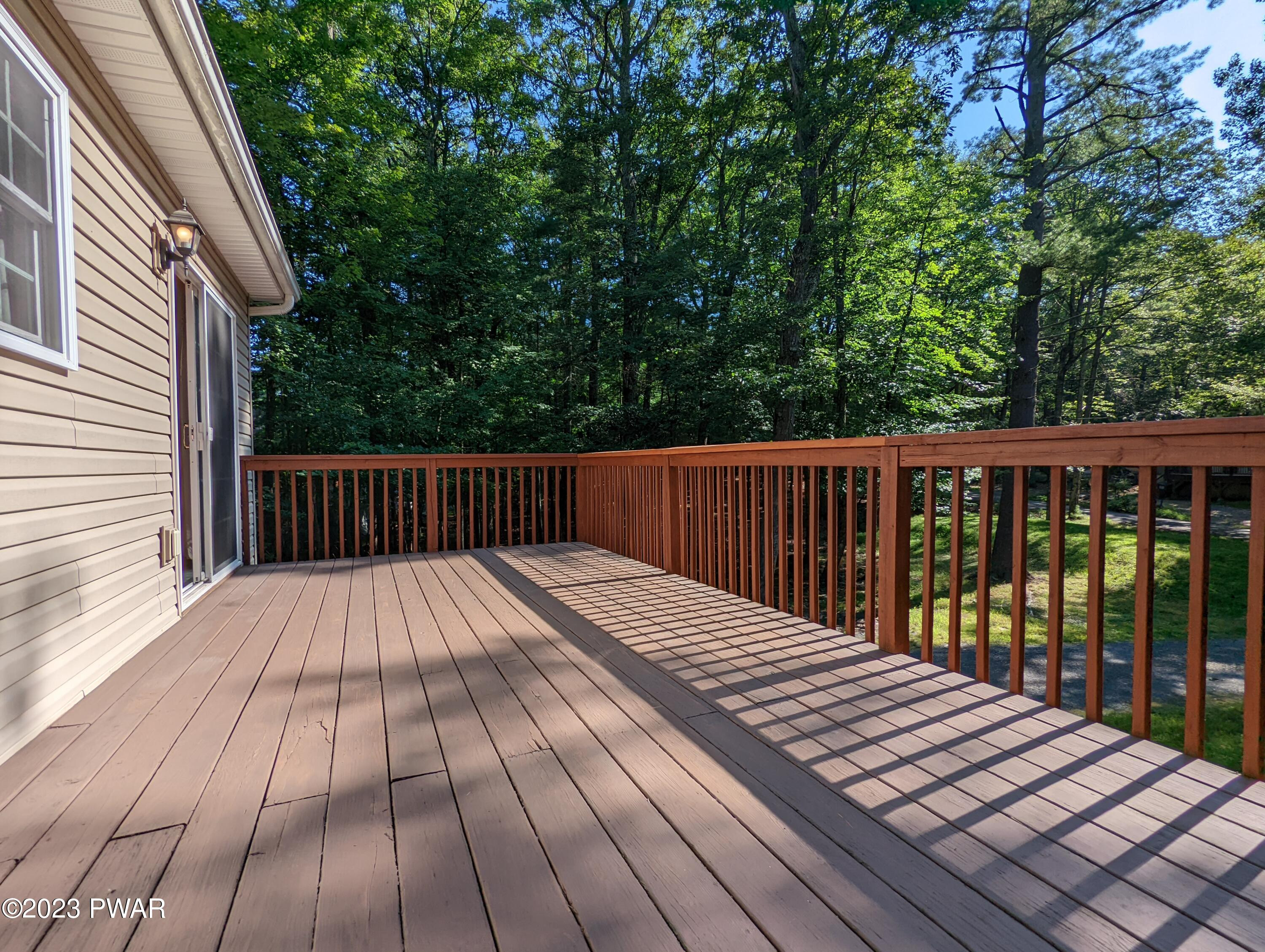121 Maple Street Dingmans Ferry, PA 18328 - Photo 16 of 18