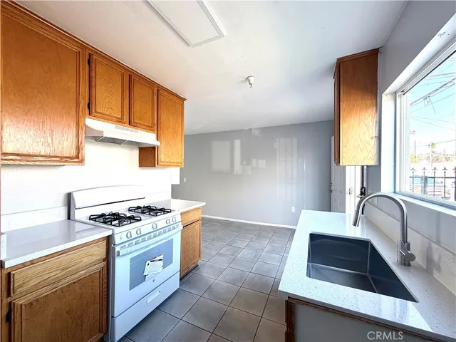 $1,950 | 1849 Sichel Street, Unit A, Los Angeles, CA 90031