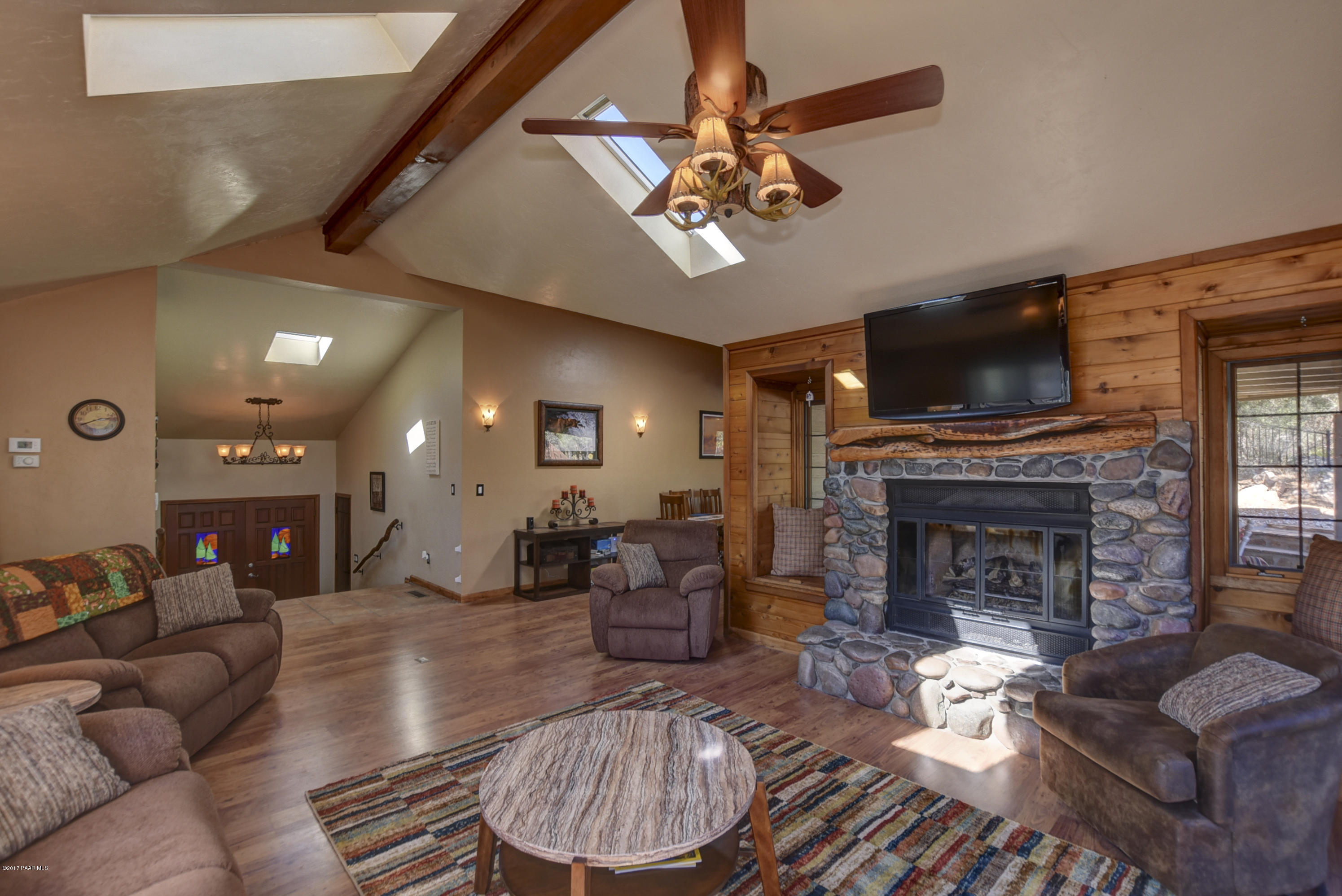 1105 East Timber Ridge Road Prescott, AZ 86303 - Photo 5 of 25 Living Room 4