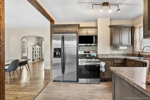 $429,900 | 334 West School Street, Villa Park, IL 60181