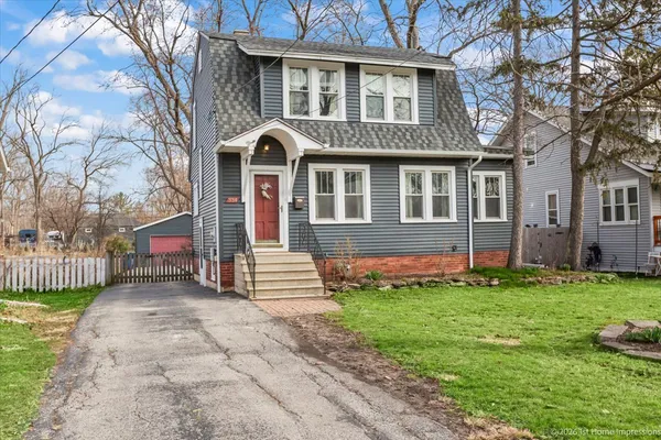 $429,900 | 334 West School Street, Villa Park, IL 60181