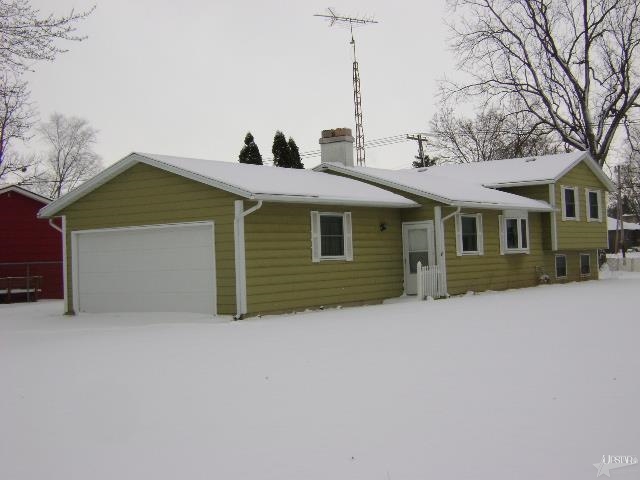 2601 Hampton Road Mishawaka, IN 46544 - Photo 1 of 16 Gallery Image 1