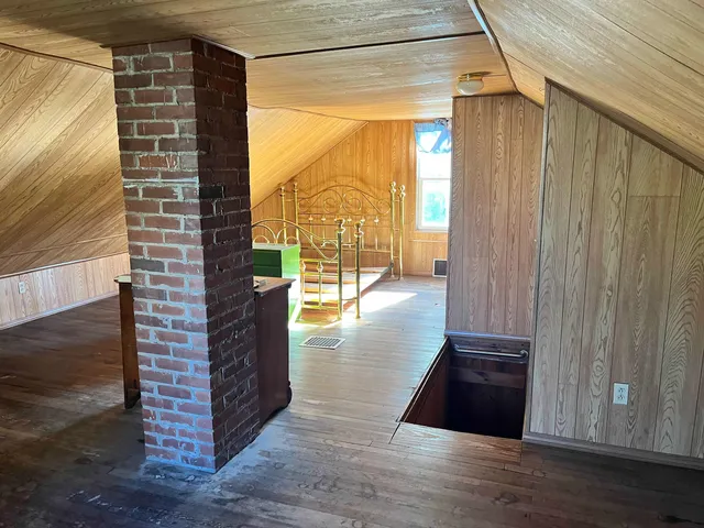 $119,900 | 825 Mill Street, Hillsboro, WI 54634