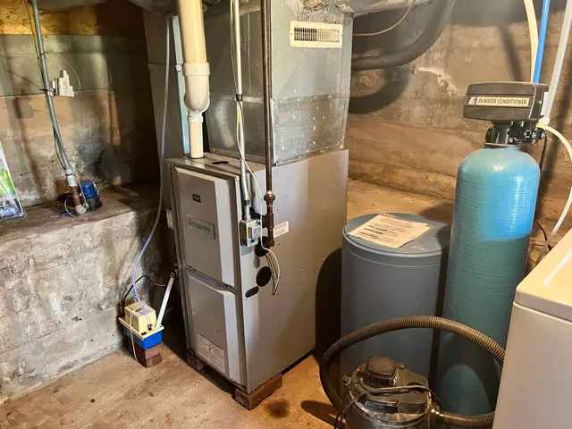 $119,900 | 825 Mill Street, Hillsboro, WI 54634