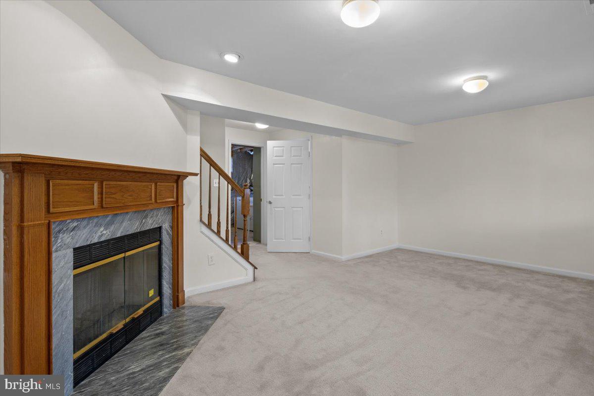 12929 Freestone Court Woodbridge, VA 22192 - Photo 22 of 30