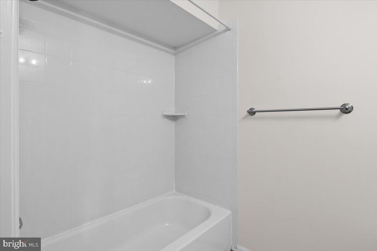 12929 Freestone Court Woodbridge, VA 22192 - Photo 25 of 30