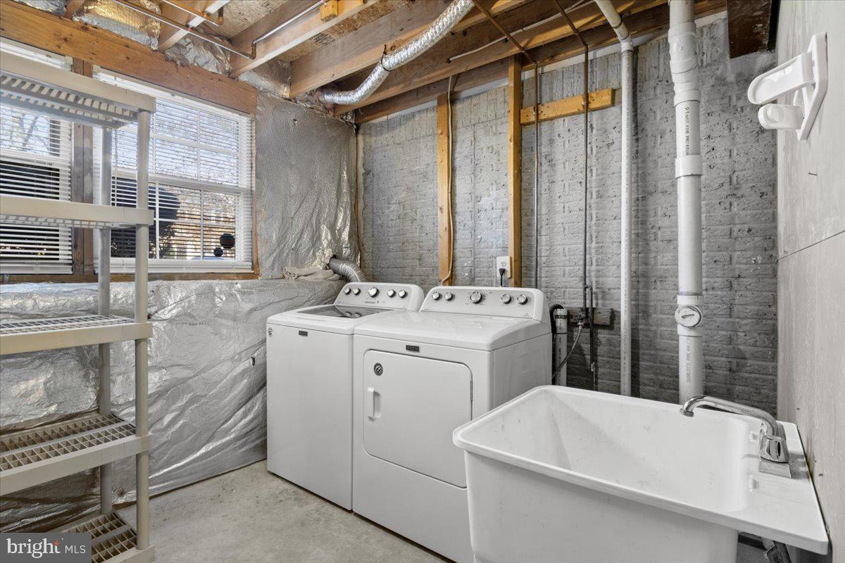 12929 Freestone Court Woodbridge, VA 22192 - Photo 27 of 30