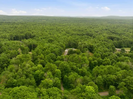 $699,999 | 66 Lyford Road, Brookfield, NH 03872