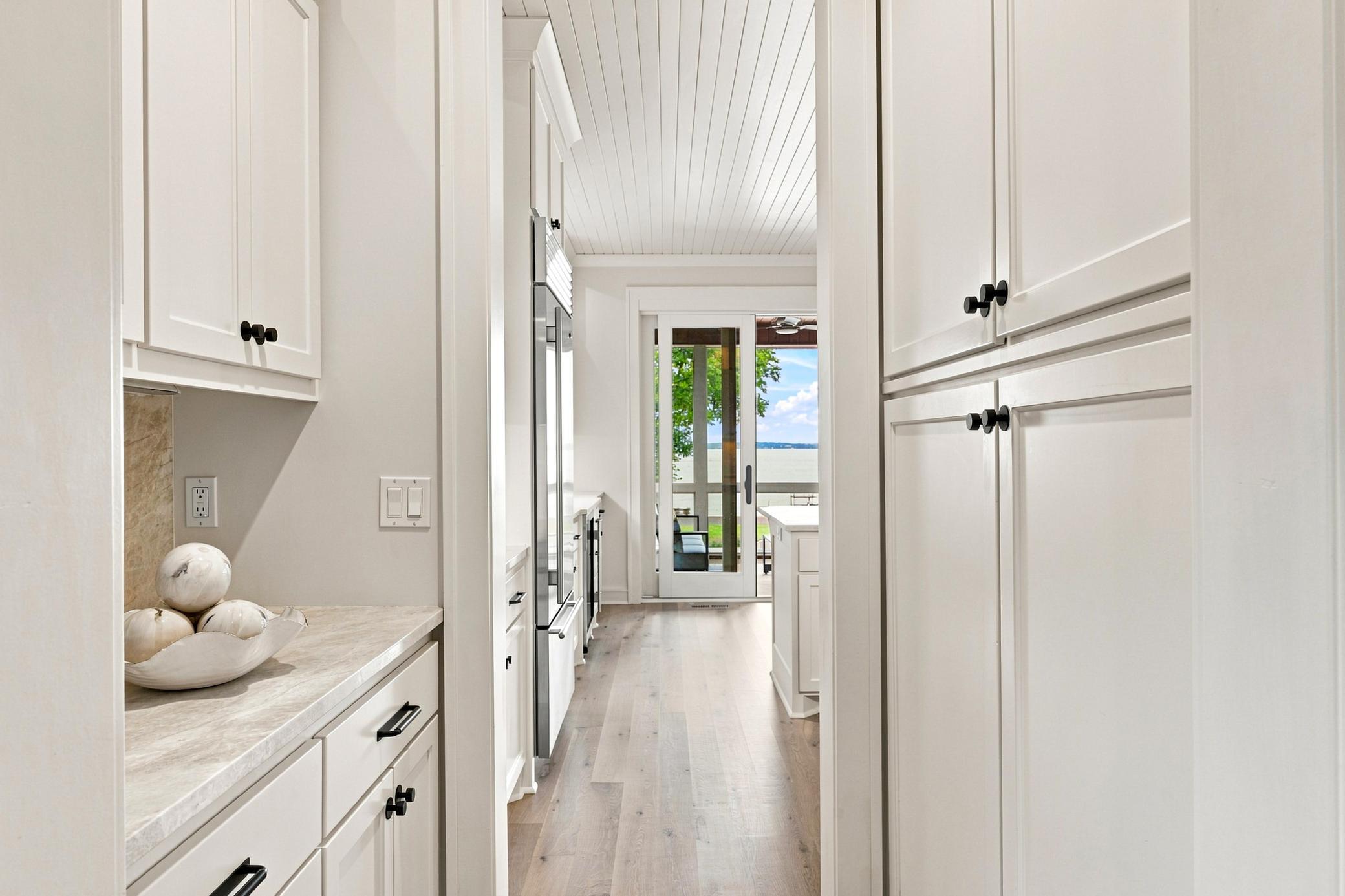 2412 Lafayette Road Wayzata, MN 55391 - Photo 9 of 78 Gallery Image 9