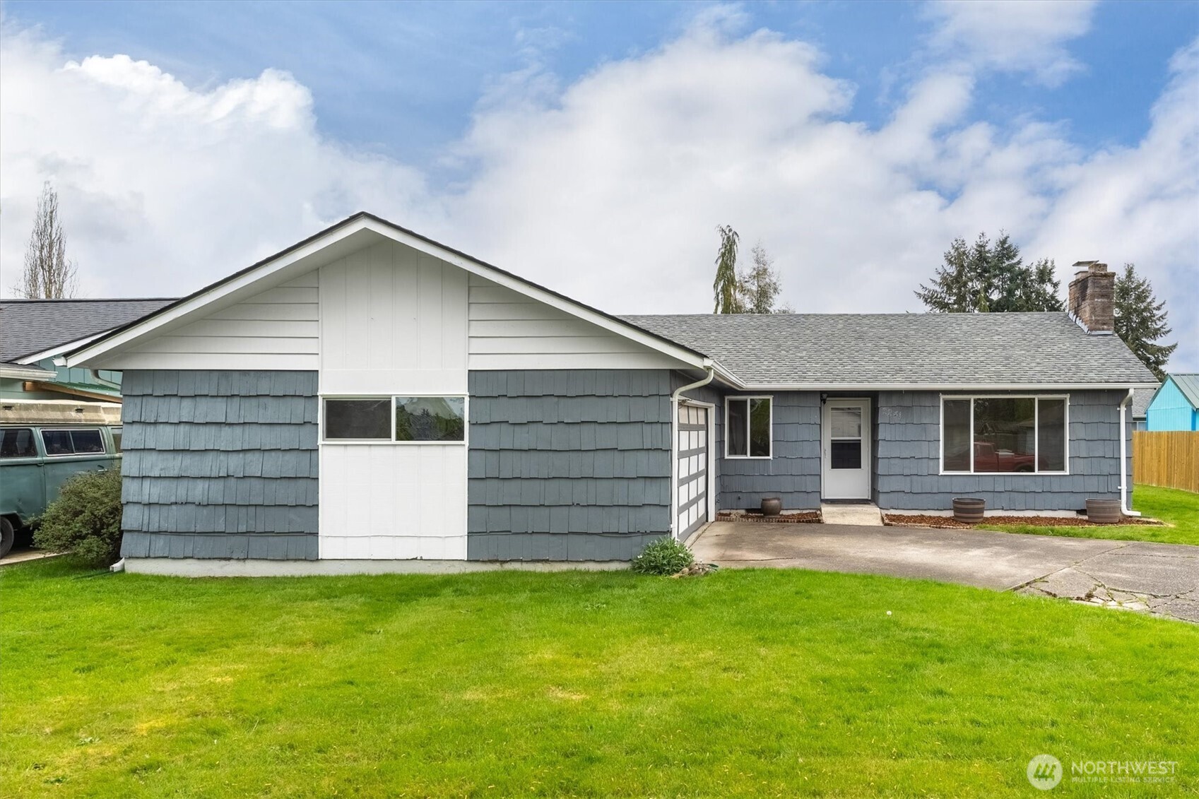 2241 Rose Place Longview, WA 98632 - Photo 2 of 35