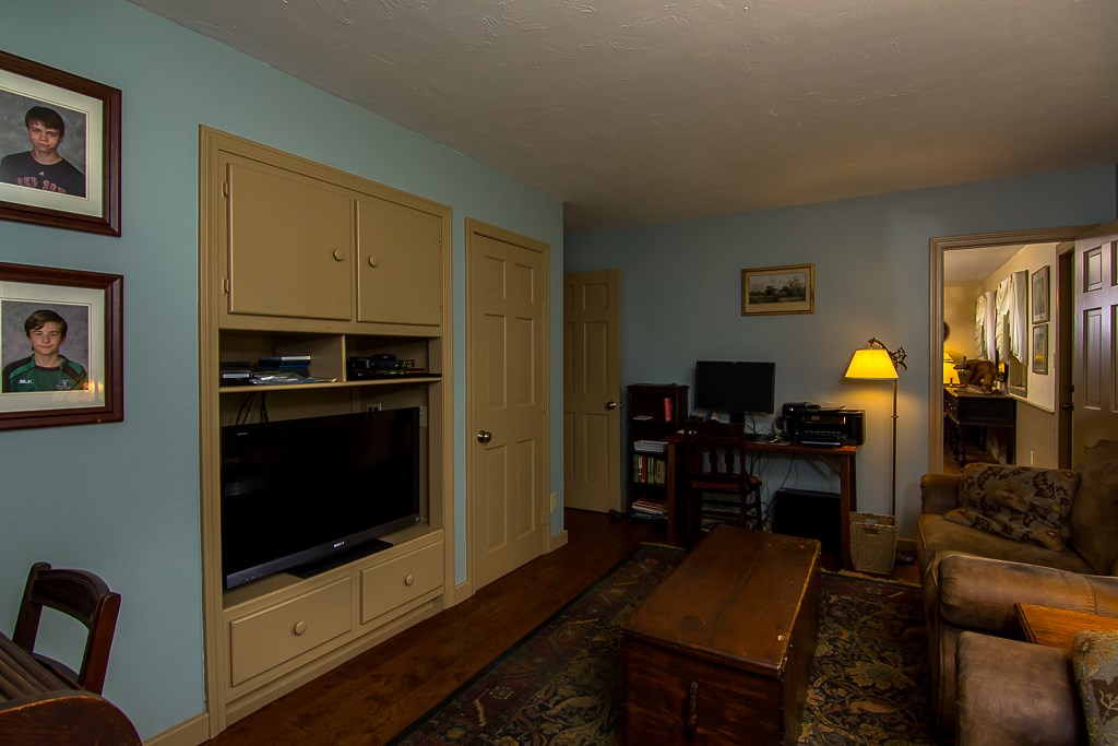 699 Mt Israel Road Sandwich, NH 03227 - Photo 15 of 38