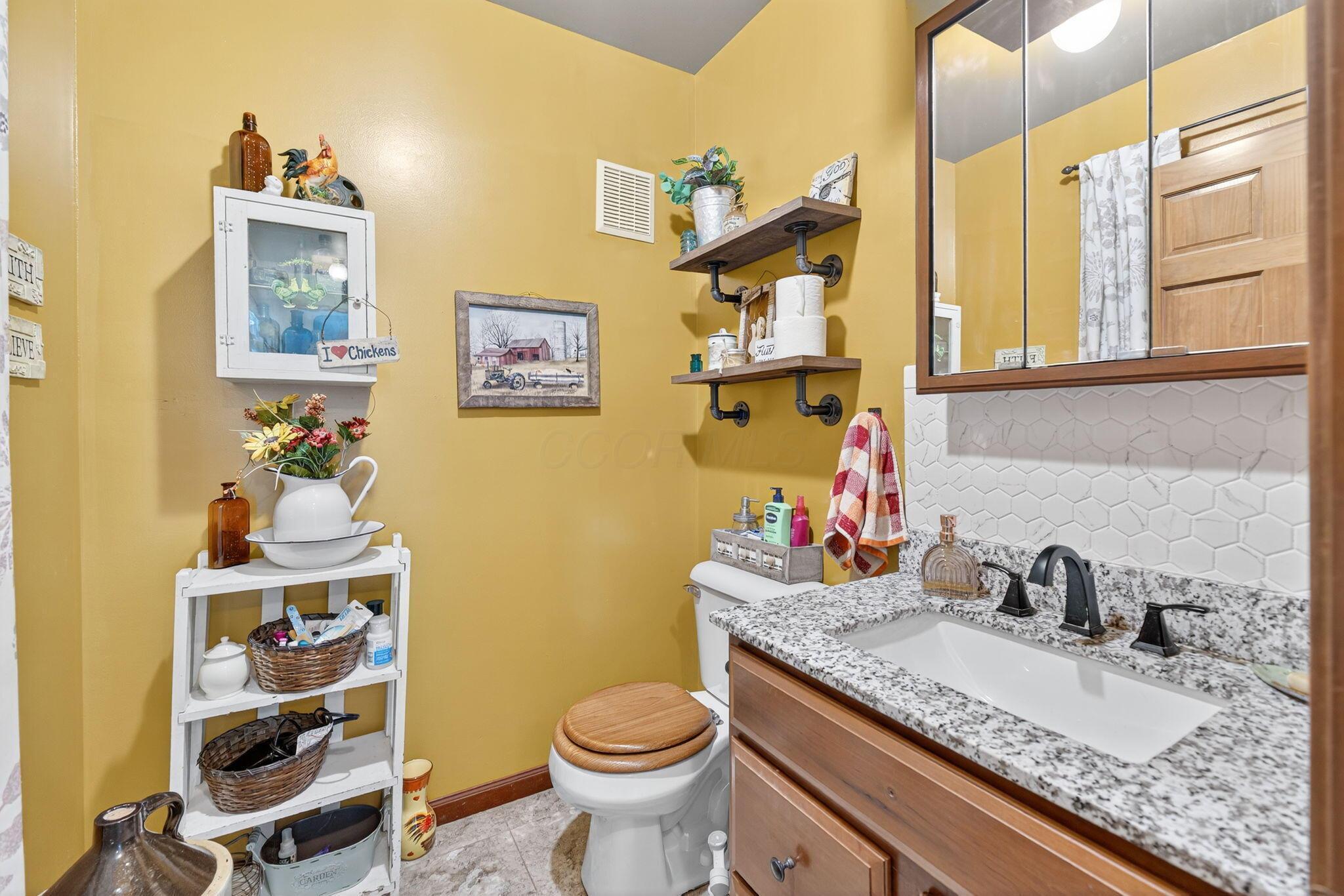28384 Bitler Road Richwood, OH 43344 - Photo 34 of 86 28384 Bitler Rd (Interior)-35