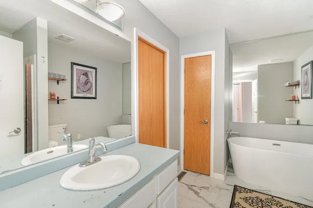 $420,000 | 14049 Belmont Trail, Rosemount, MN 55068