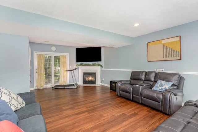 $420,000 | 14049 Belmont Trail, Rosemount, MN 55068