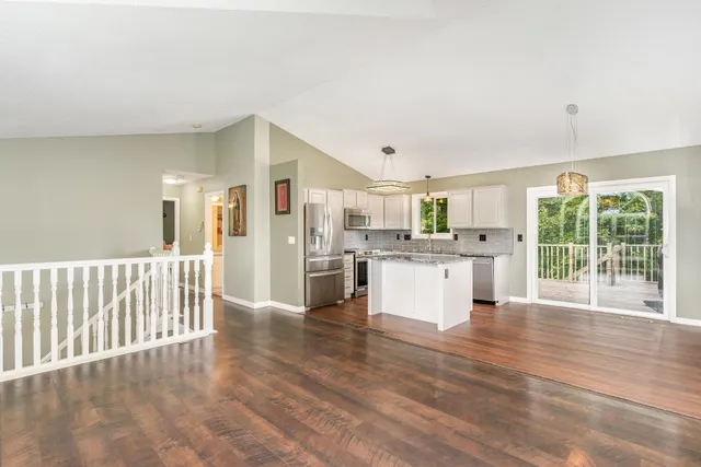 $420,000 | 14049 Belmont Trail, Rosemount, MN 55068