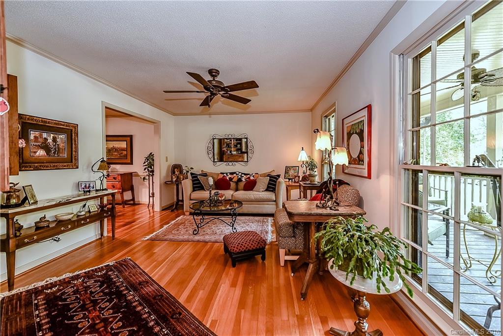 3146 Quilting Road Matthews, NC 28105 - Photo 5 of 24 Gallery Image 5