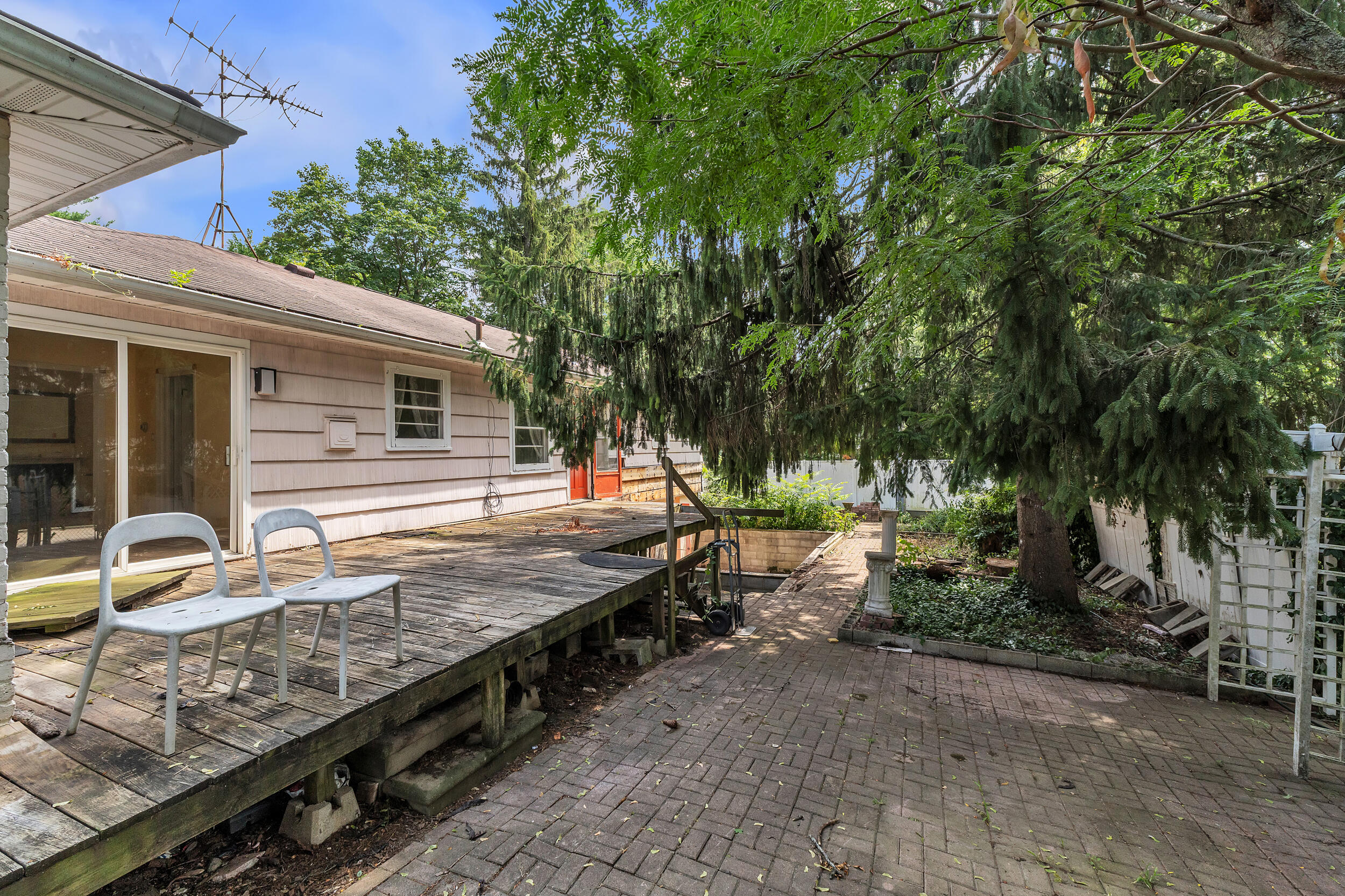 6 Ruthven Place Ann Arbor, MI 48104 - Photo 34 of 39 ruthven-35