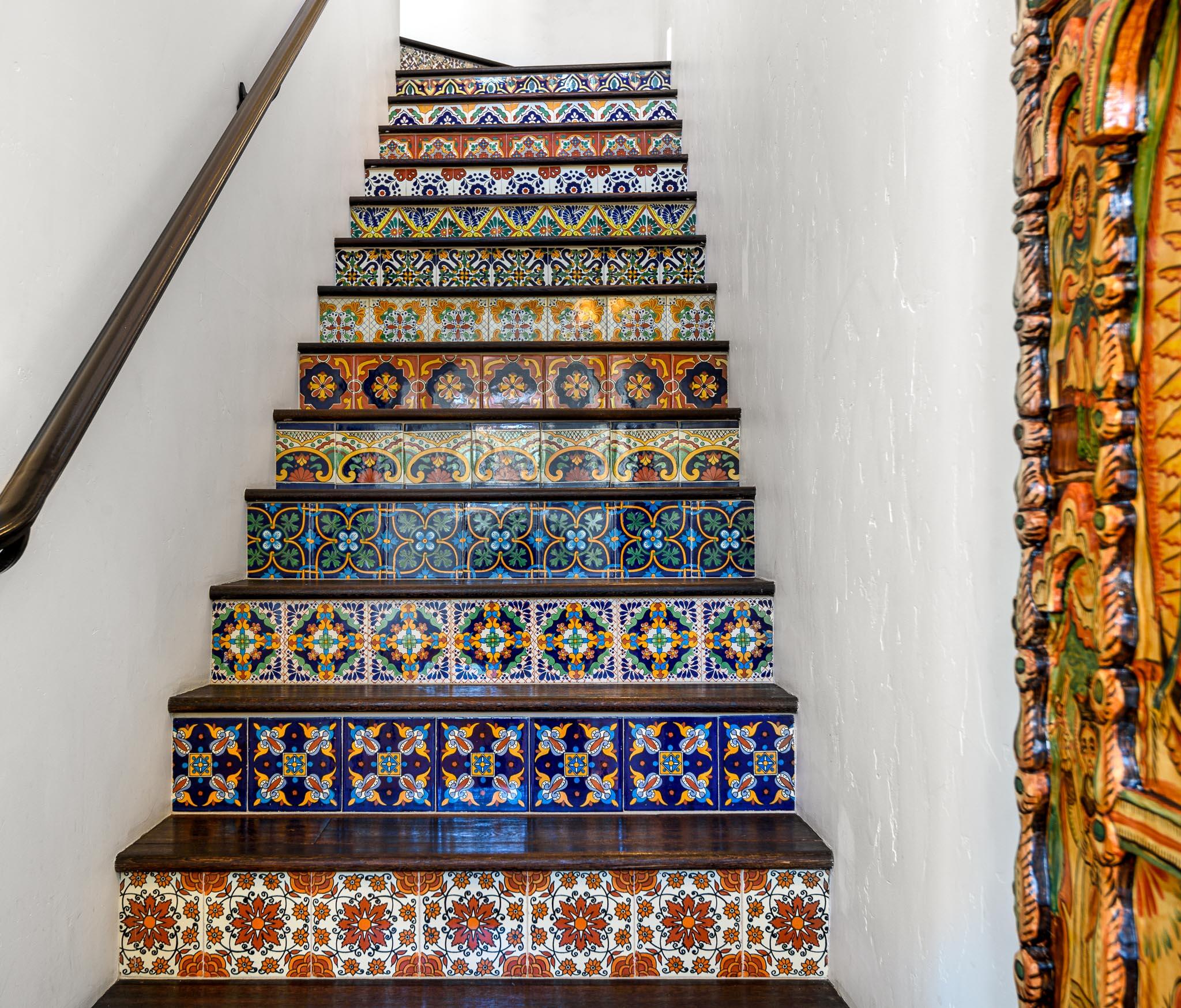 210 Santa Barbara Street, Unit B Santa Barbara, CA 93101 - Photo 4 of 16 3a - Stairs