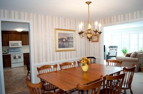 603 Wolf Swamp Road Longmeadow, MA 01106 - Photo 5 of 30 Gallery Image 5