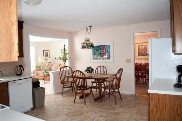 603 Wolf Swamp Road Longmeadow, MA 01106 - Photo 7 of 30 Gallery Image 7