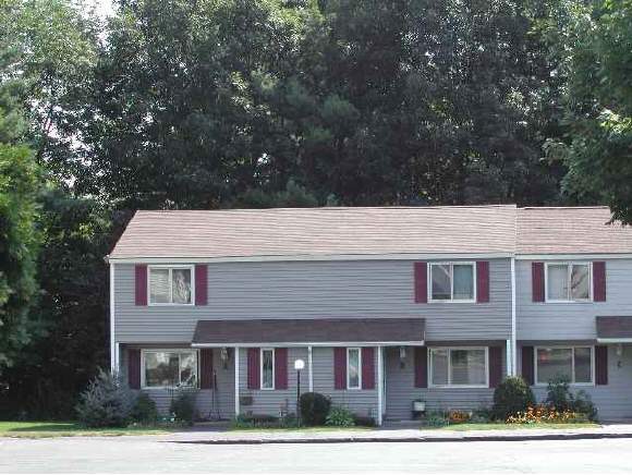 2 B Cedarbrook Village, Unit 2 Rochester, NH 03867 - Photo 1 of 5