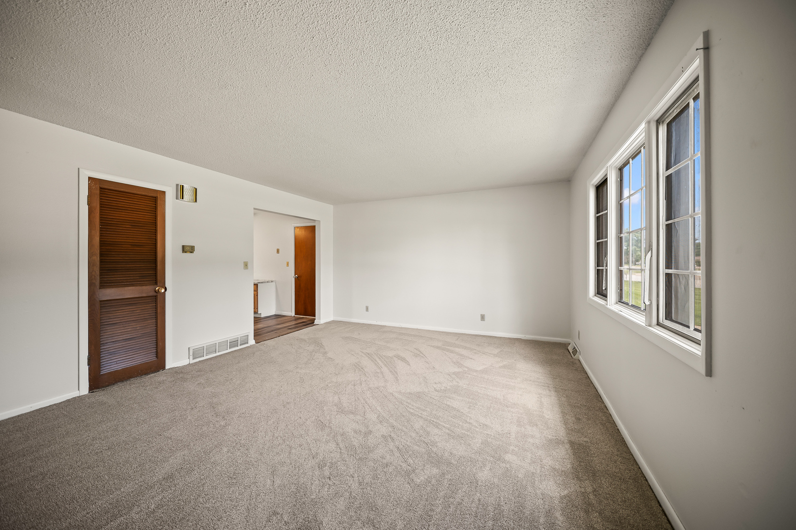 2009 53rd Street Moline, IL 61265 - Photo 4 of 40