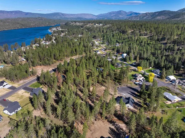 $789,000 | 6454 Justin Court, Nine Mile Falls, WA 99026