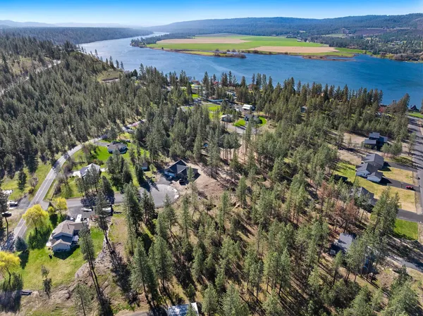 $789,000 | 6454 Justin Court, Nine Mile Falls, WA 99026
