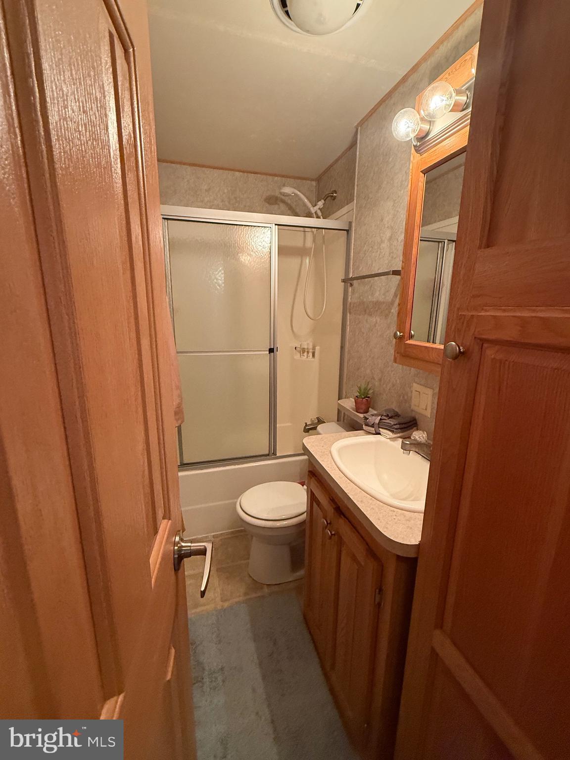 60 Corsons Tavern Road, Unit 324 Ocean View, NJ 08230 - Photo 9 of 11 bathroom