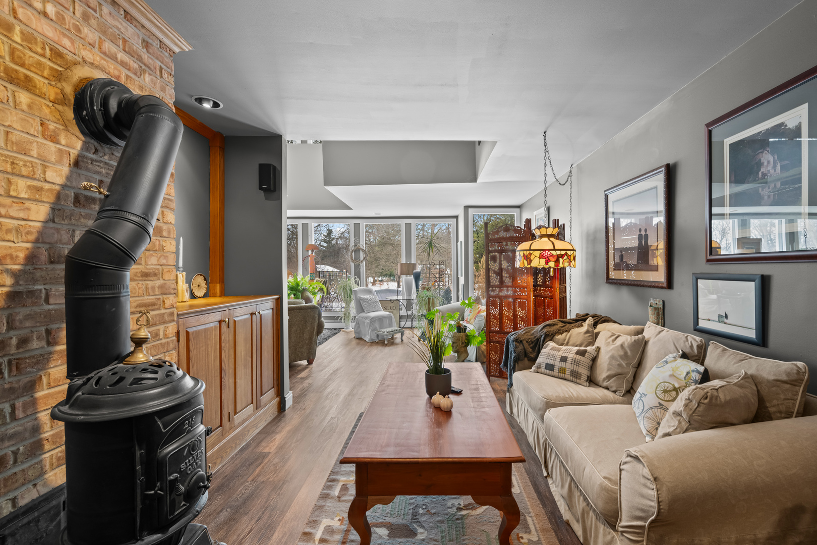 108 North Wheeling Road Prospect Heights, IL 60070 - Photo 18 of 54 a living room with furniture and a fireplace