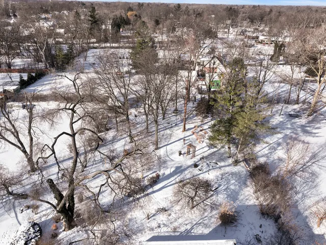 $650,000 | 108 North Wheeling Road, Prospect Heights, IL 60070