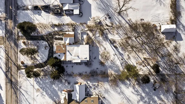 $650,000 | 108 North Wheeling Road, Prospect Heights, IL 60070