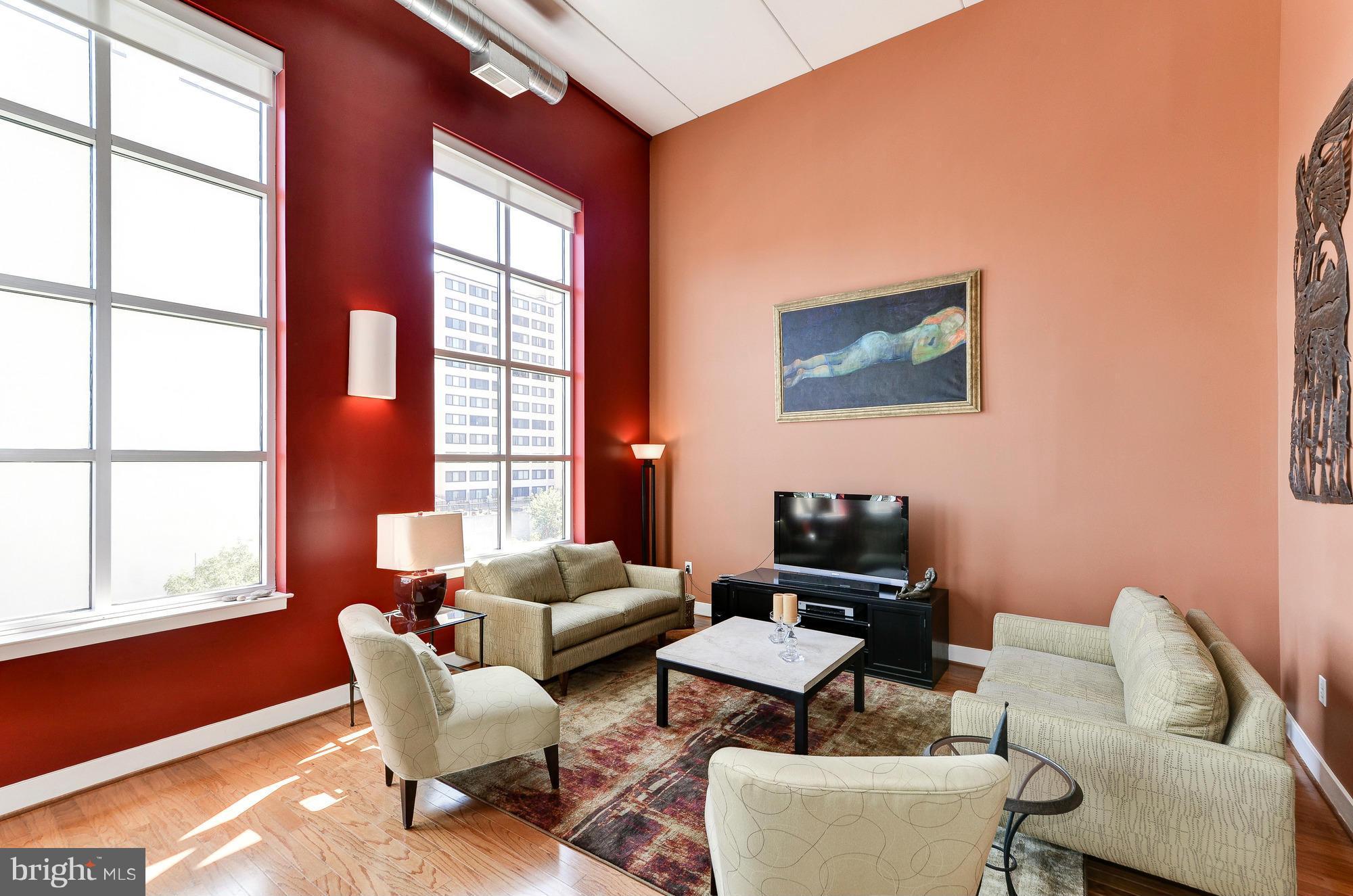 8326 Fenton Street, Unit A Silver Spring, MD 20910 - Photo 6 of 30 Living Room