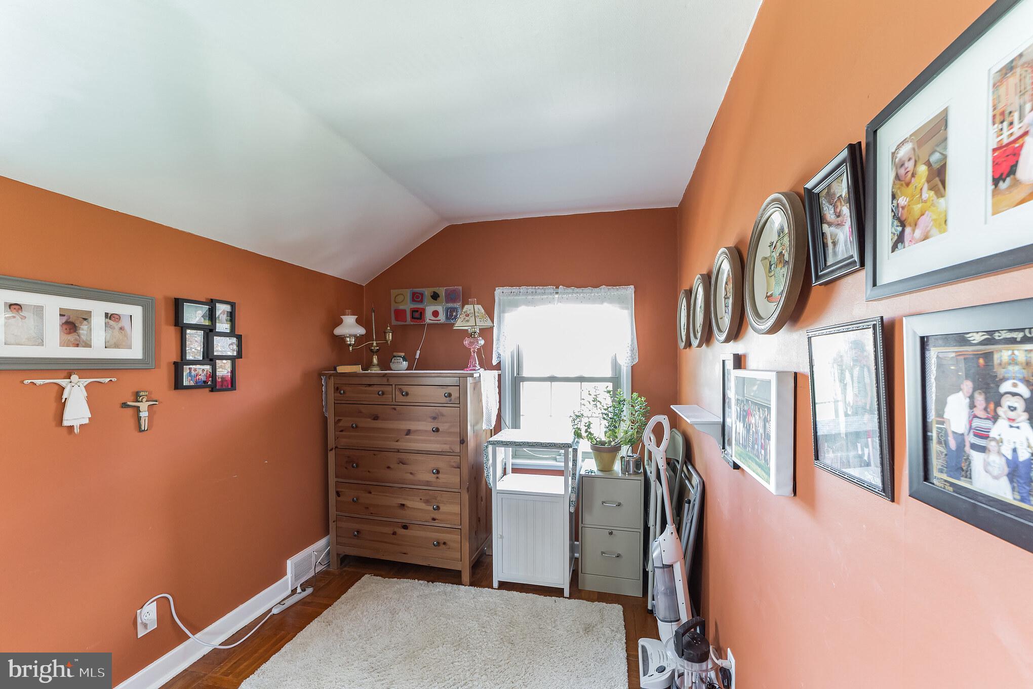 1206 Victoria Road Warminster, PA 18974 - Photo 19 of 23 3rd Bedroom