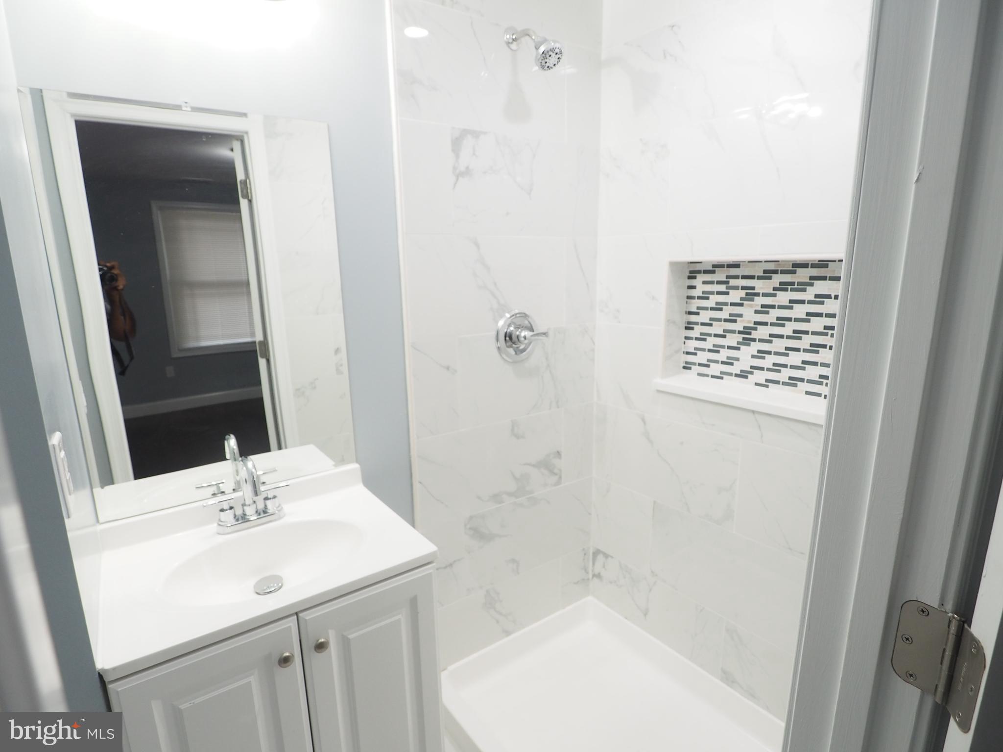 355 Townsend Road Baltimore, MD 21221 - Photo 14 of 23 Bath