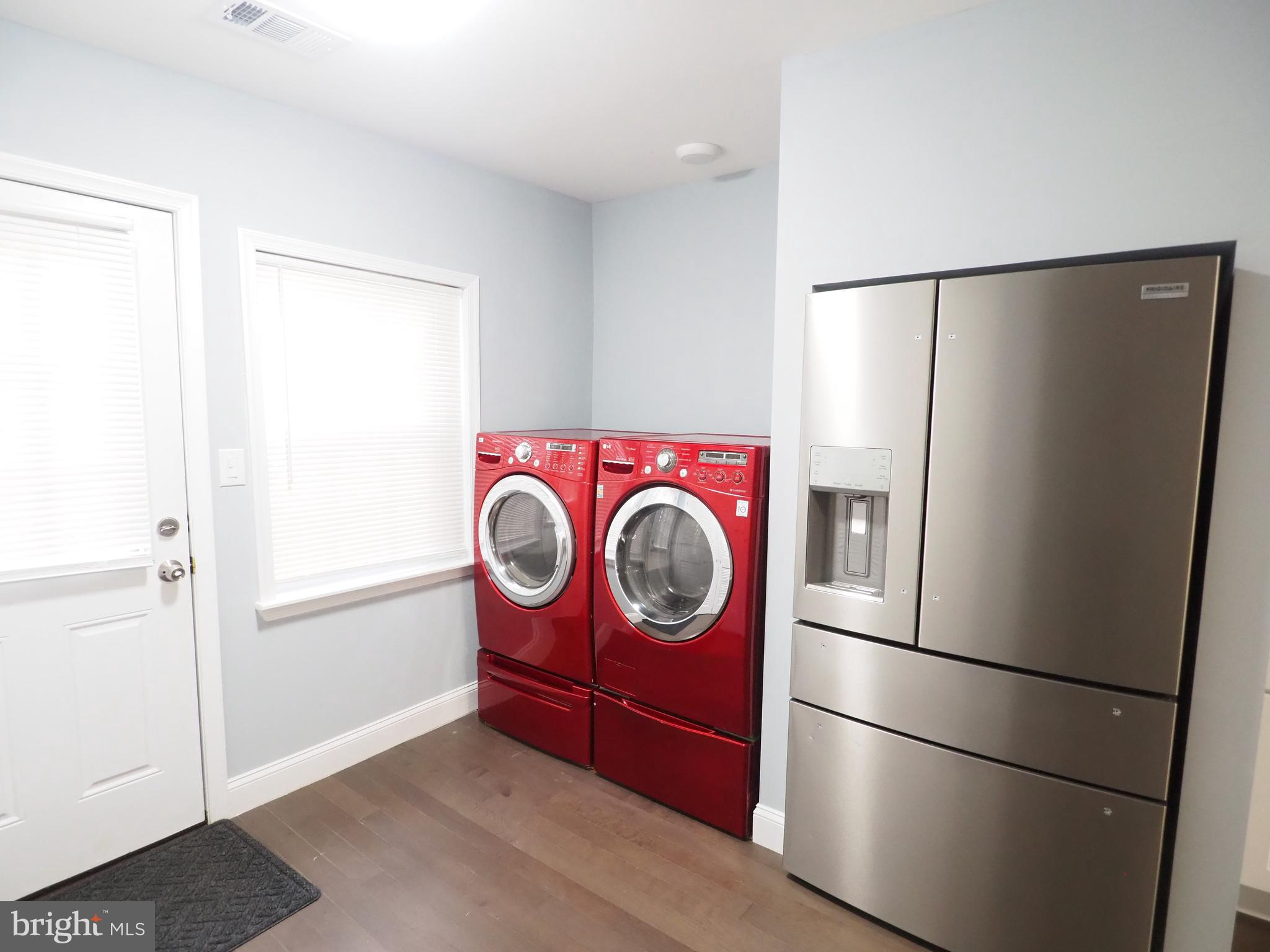355 Townsend Road Baltimore, MD 21221 - Photo 21 of 23 Laundry Area