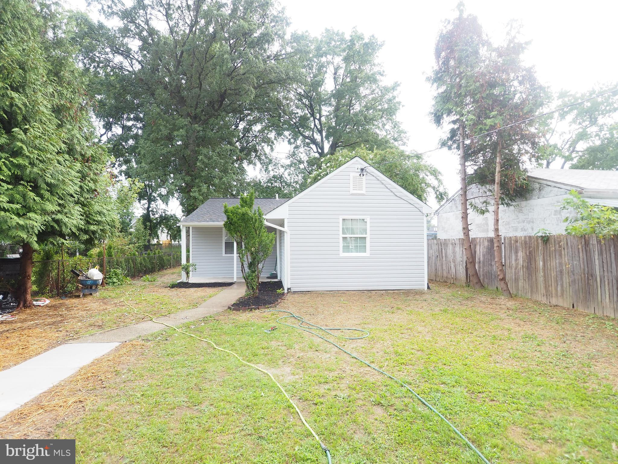 355 Townsend Road Baltimore, MD 21221 - Photo 22 of 23 Front View
