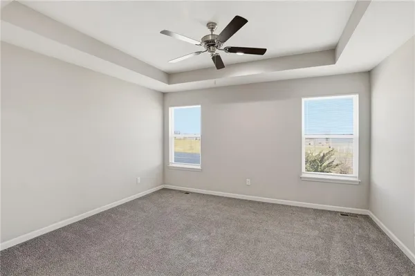 $294,900 | 21721 North Ridge, Peculiar, MO 64078