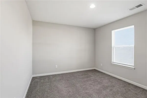 $294,900 | 21721 North Ridge, Peculiar, MO 64078