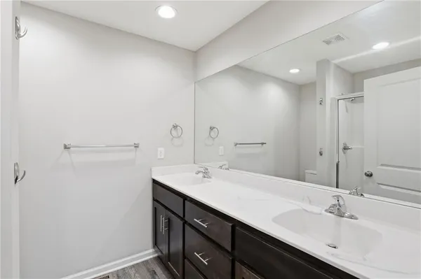 $294,900 | 21721 North Ridge, Peculiar, MO 64078