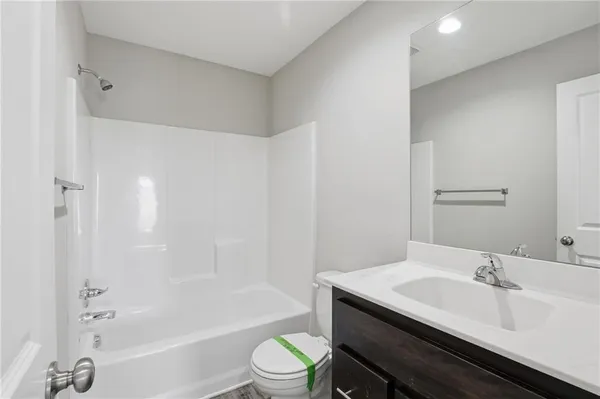 $294,900 | 21721 North Ridge, Peculiar, MO 64078