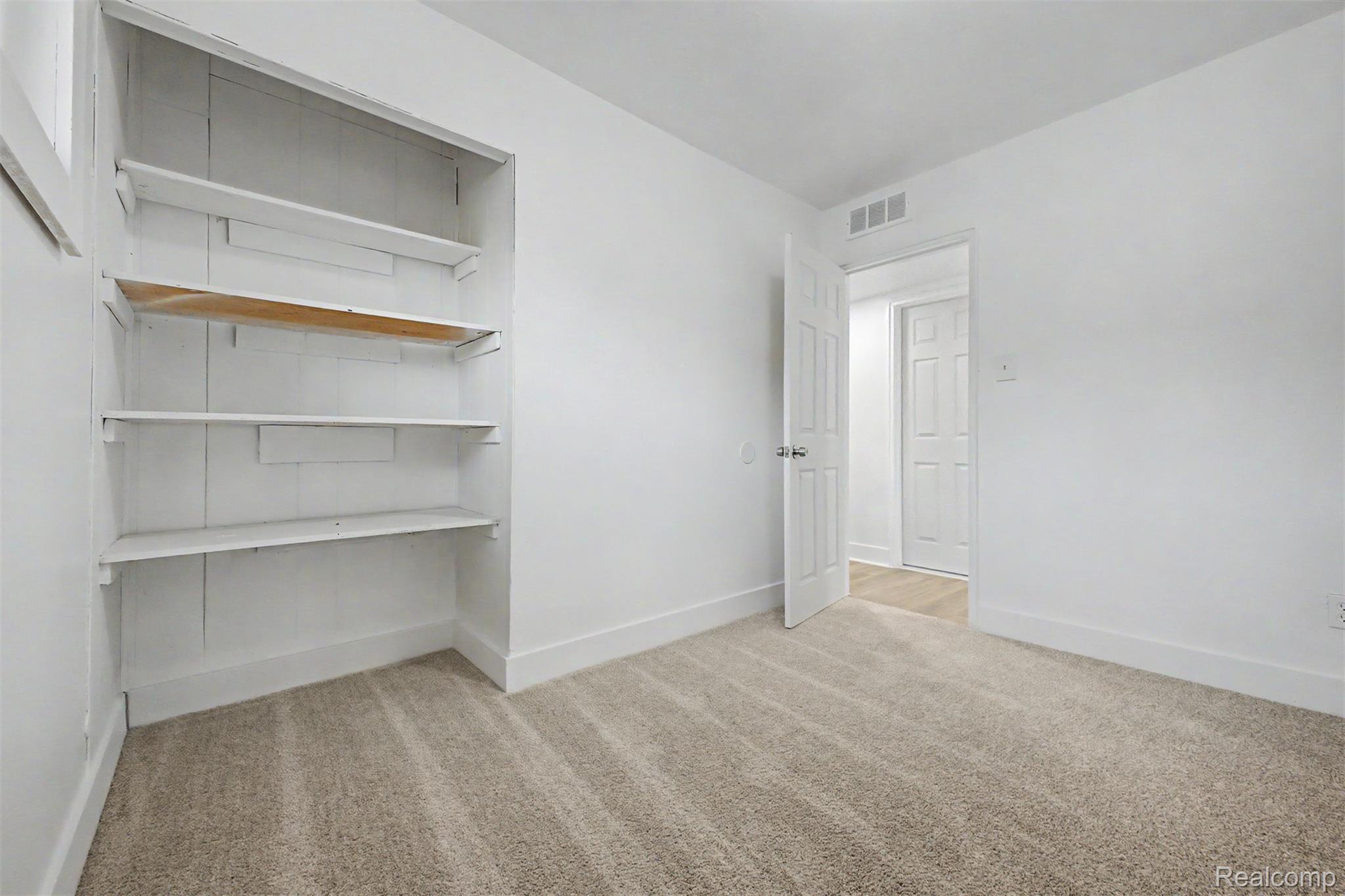 26718 Penn Street Inkster, MI 48141 - Photo 14 of 27 14.jpg