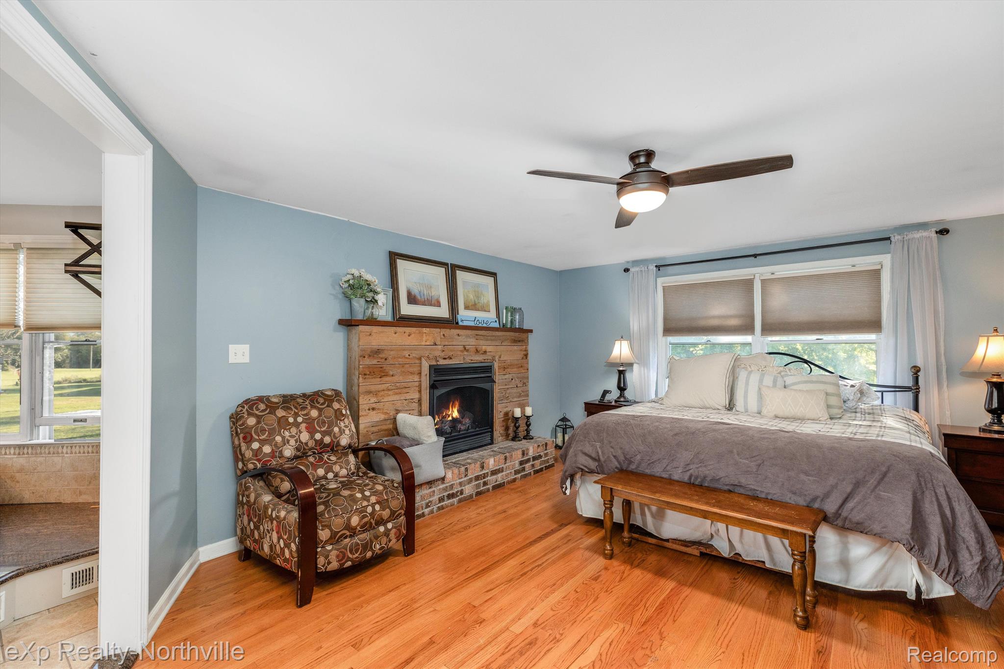 24301 Merriman Road New Boston, MI 48164 - Photo 17 of 38 Gallery Image 17