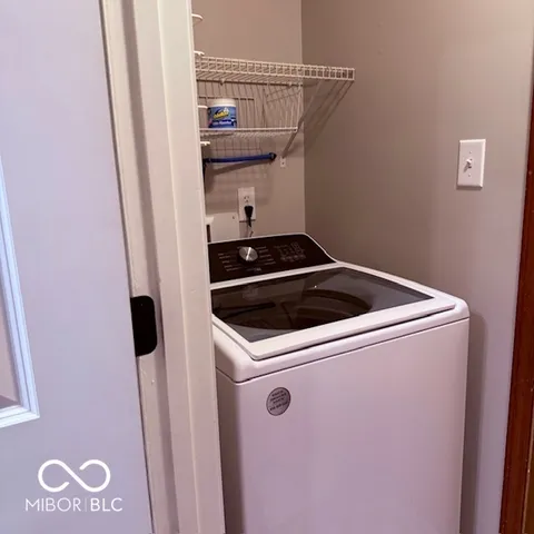 $228,200 | 209 Brighton Court, Greenwood, IN 46143